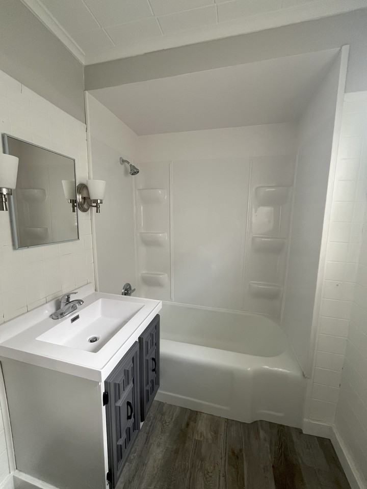 511 S 13th St - Photo 7 of 12