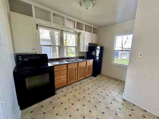 1207 9th St Ne #1 - Photo 4 of 12