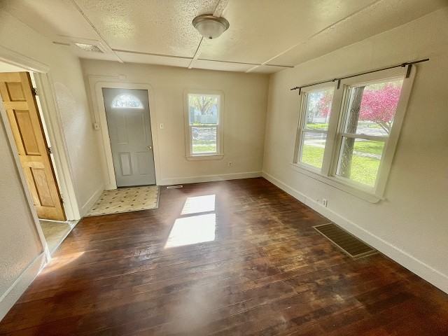 1207 9th St Ne #1 - Photo 6 of 12