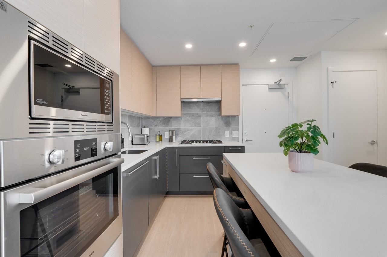 8888 Osler Street - Photo 4 of 13