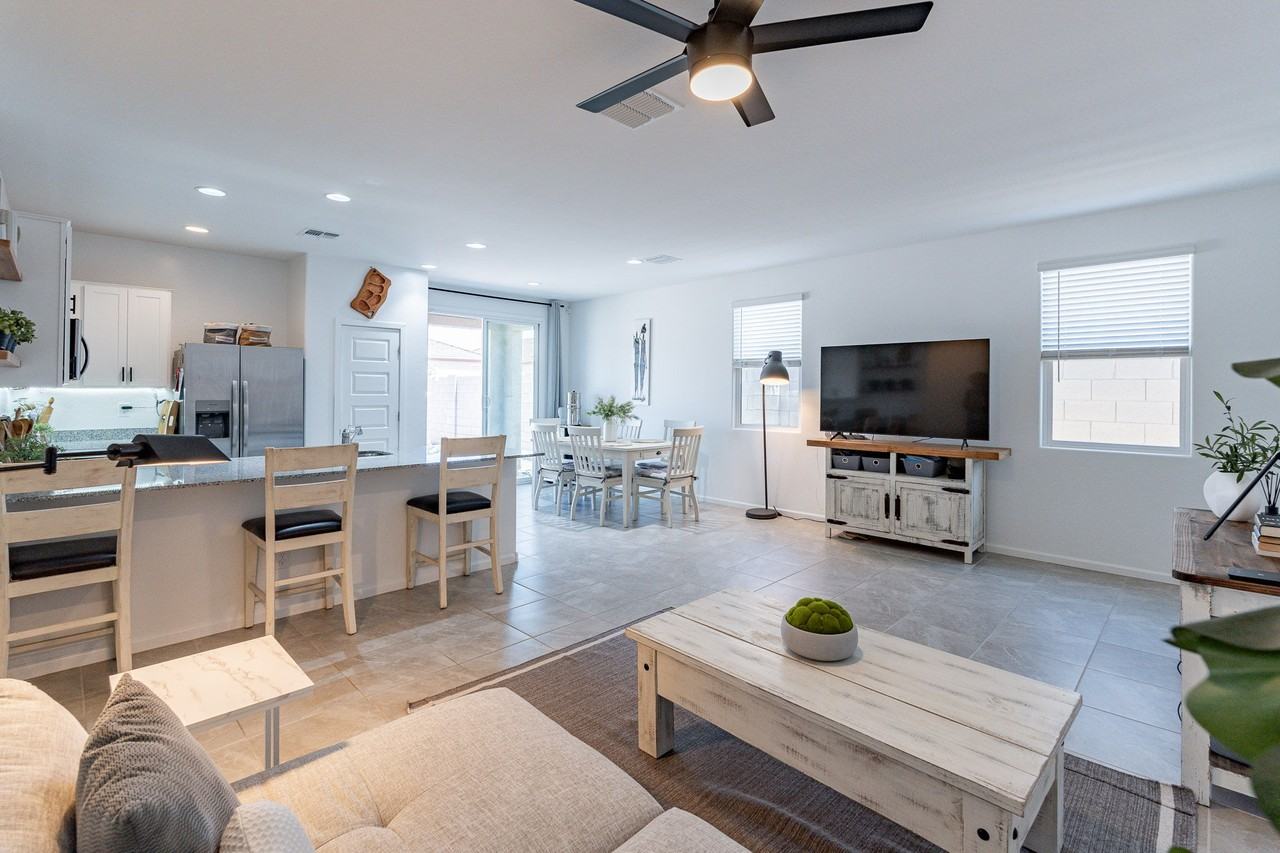 12116 E Wallflower Ln #1 - Photo 4 of 27