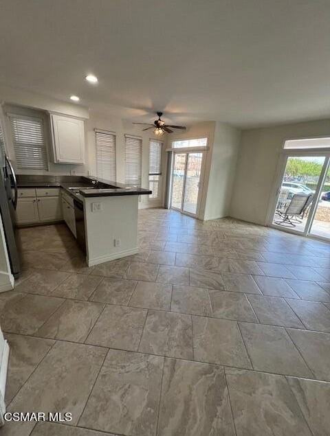 1721 W Balboa Blvd #A - Photo 3 of 8