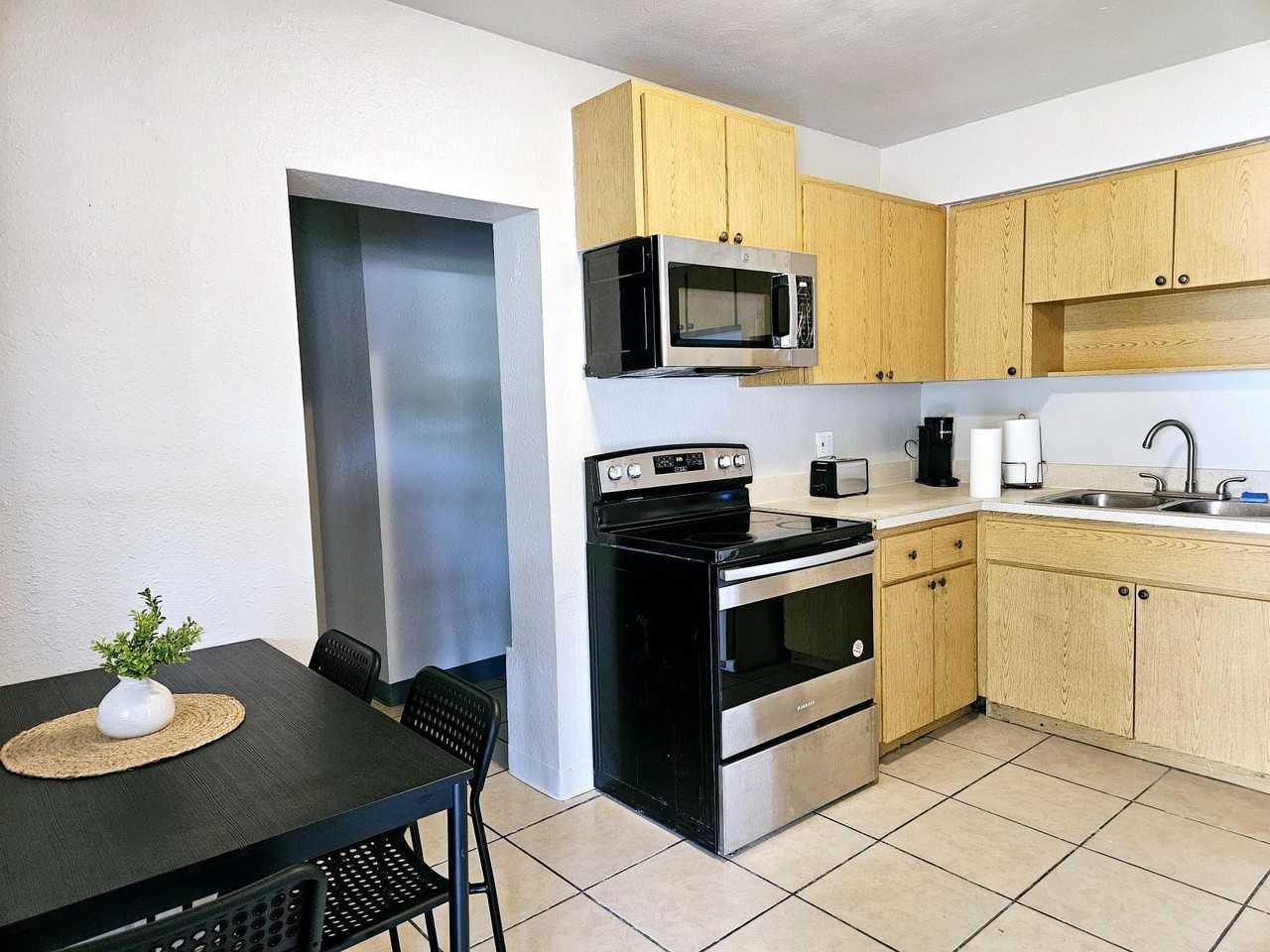 Guinyard Way - Photo 3 of 14