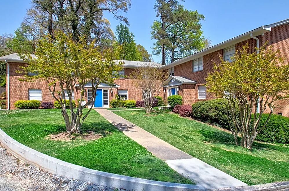 The Vic at Buckhead - Photo 2 of 19