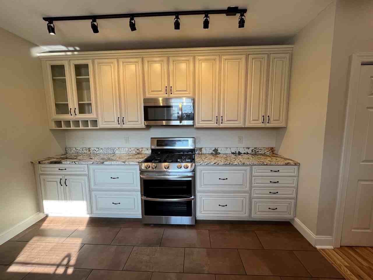 6709 Thomas Blvd #2 - Photo 3 of 34