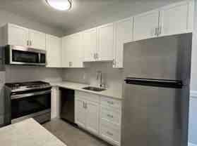 233 Laf - Photo 1 of 1