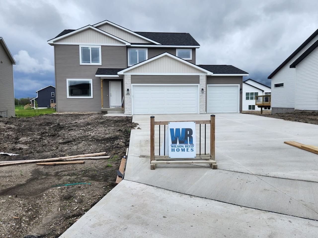 295 Nw Morgan Ct