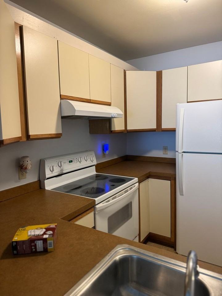 101 Lake Powell Rd #I - Photo 5 of 16