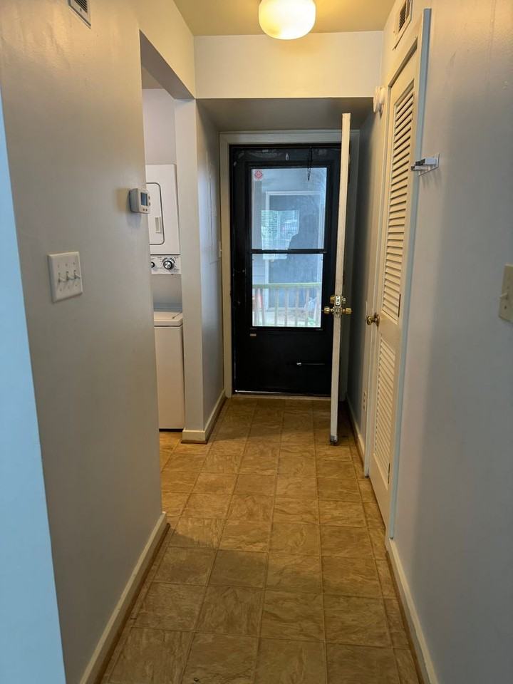 101 Lake Powell Rd #I - Photo 6 of 16