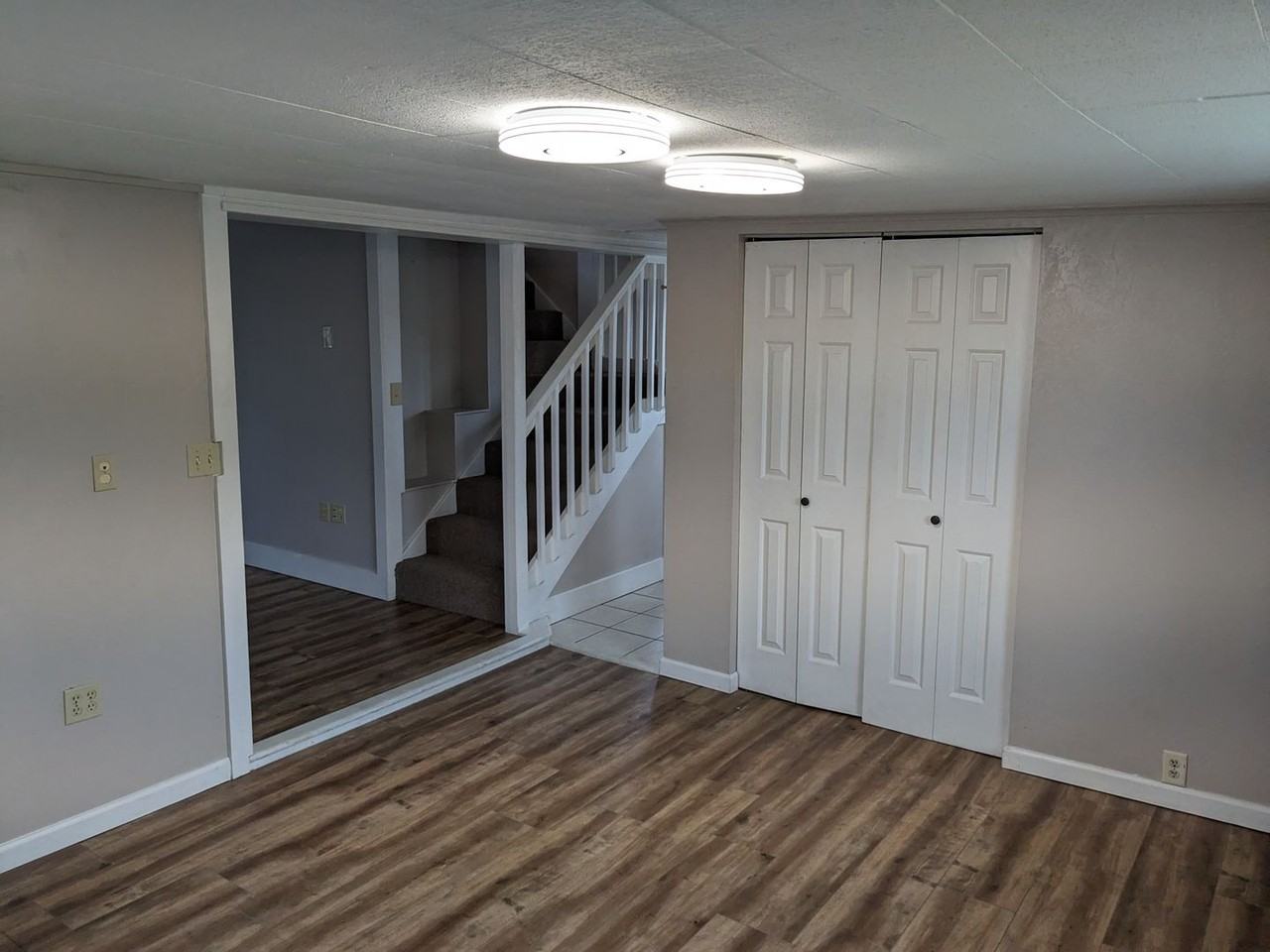 501 Oregon St - Photo 7 of 32
