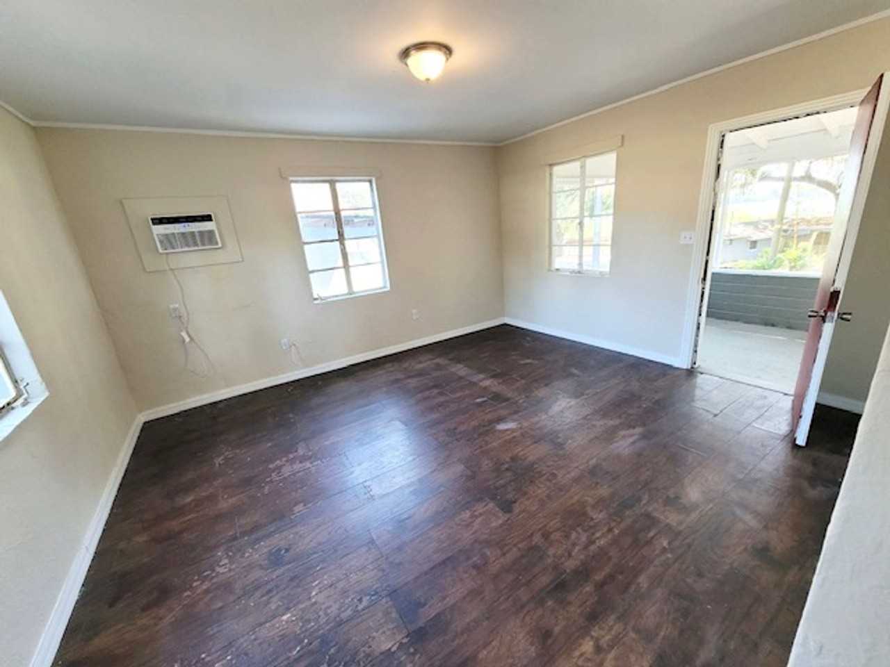Lazy Oaks - Photo 2 of 35