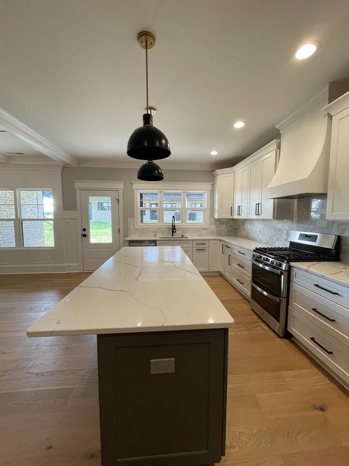 1043 N Westyn Loop #1 - Photo 6 of 29