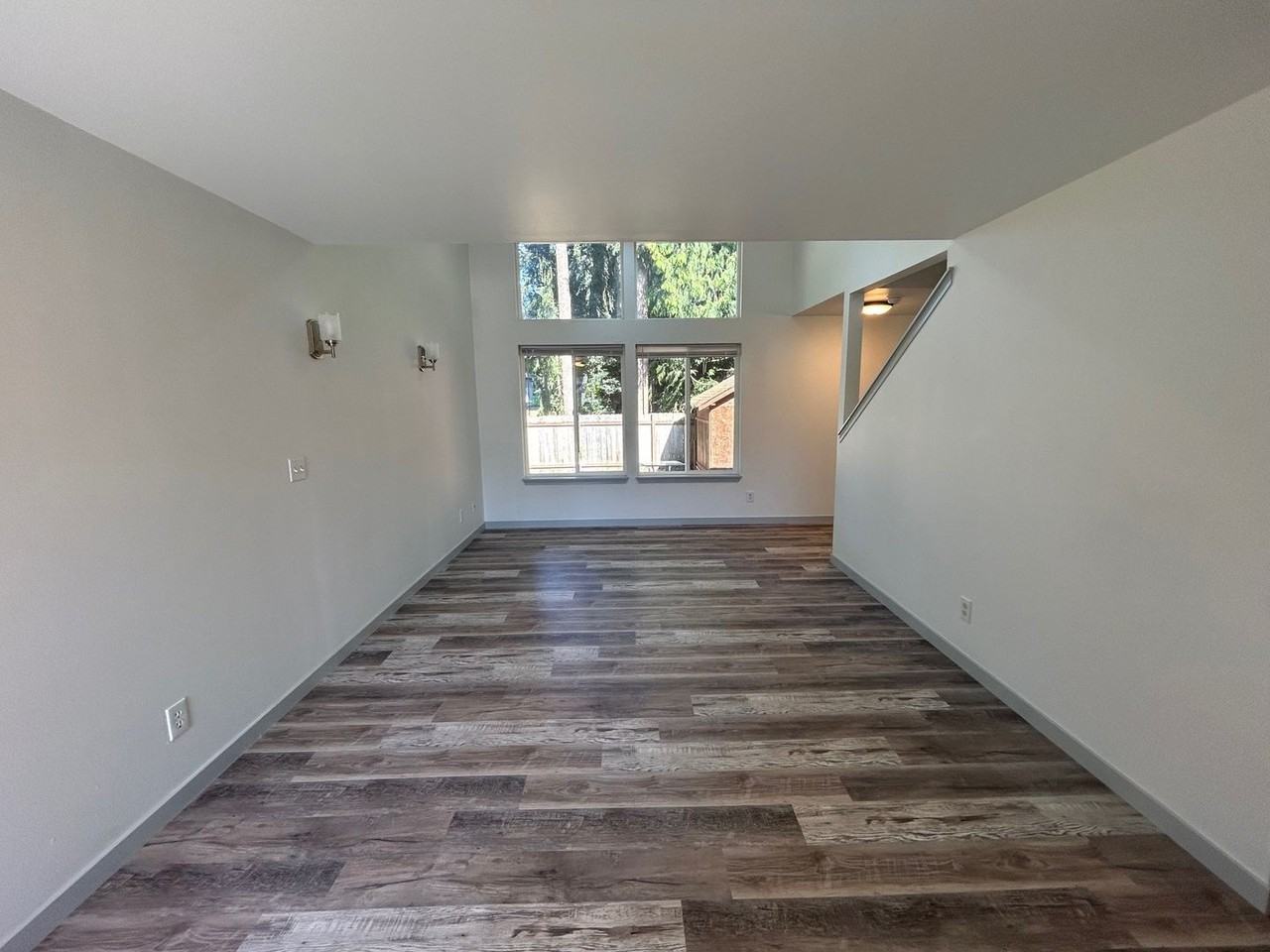 Thind - Photo 2 of 20