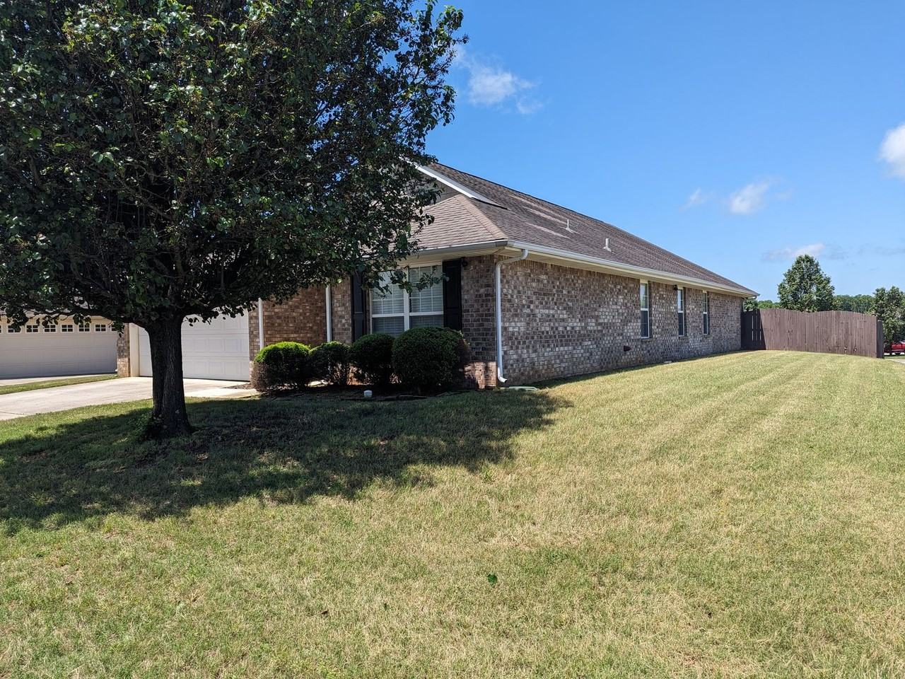 2506 Marjorie Ln Sw - Photo 2 of 2