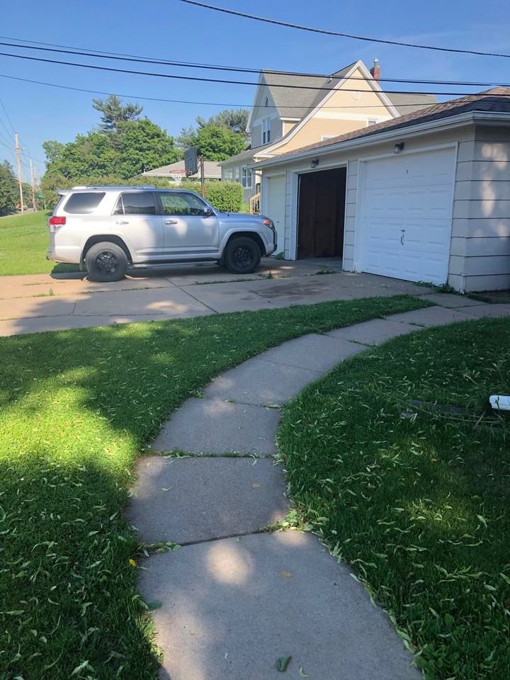 2305-2307 Victoria Dr SW - Photo 3 of 18