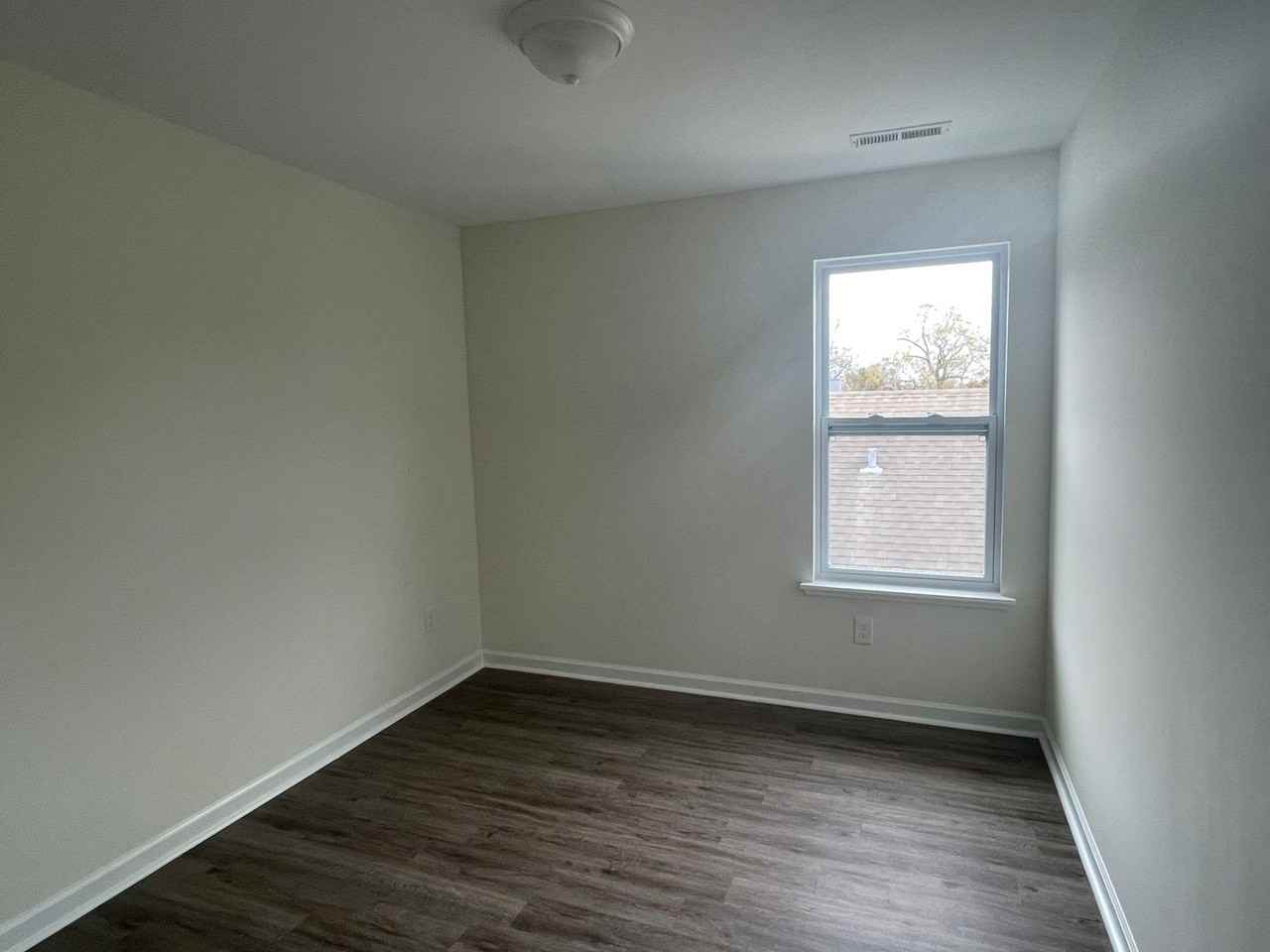 609 N 8th Street - Photo 3 of 6