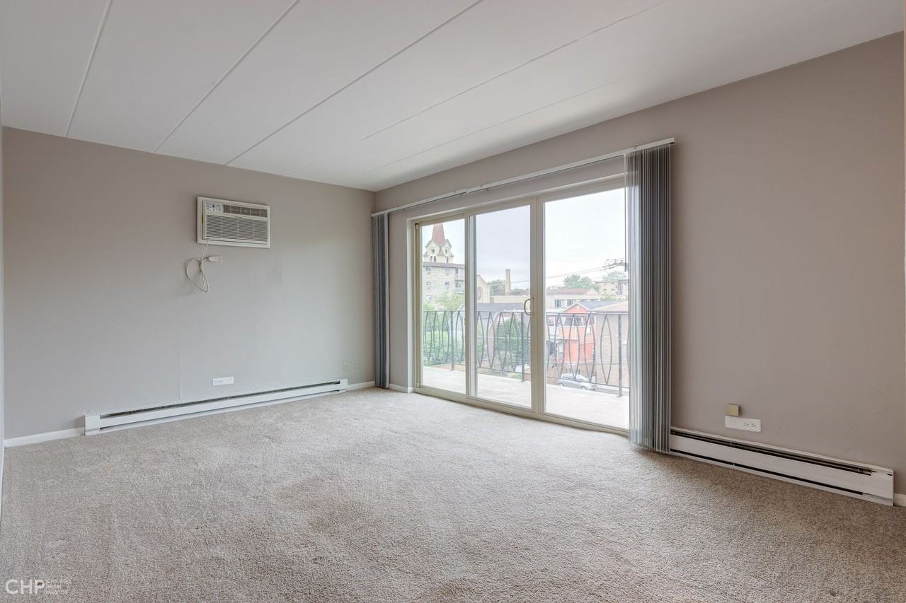 Marengo Place Apartments - Photo 2 of 19