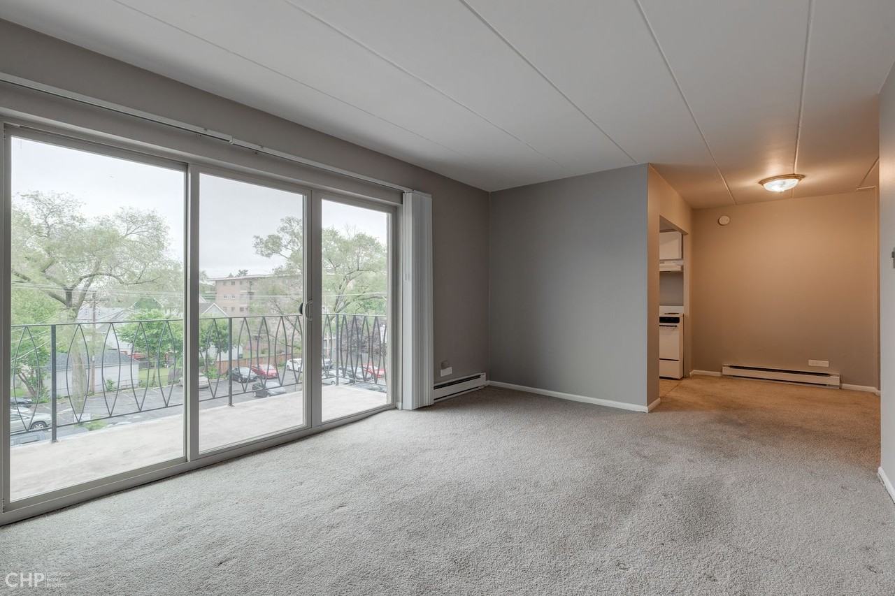 Marengo Place Apartments - Photo 3 of 19