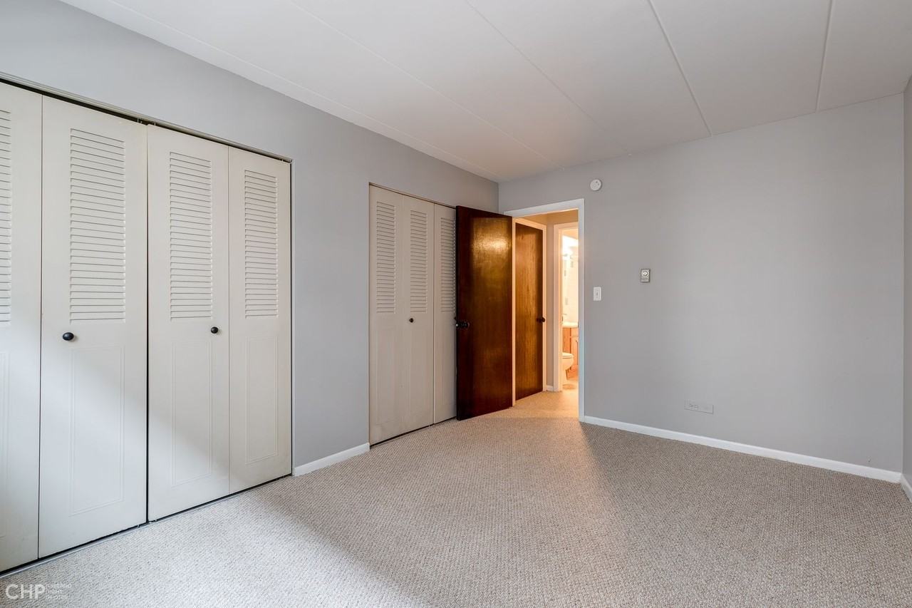 Marengo Place Apartments - Photo 4 of 9