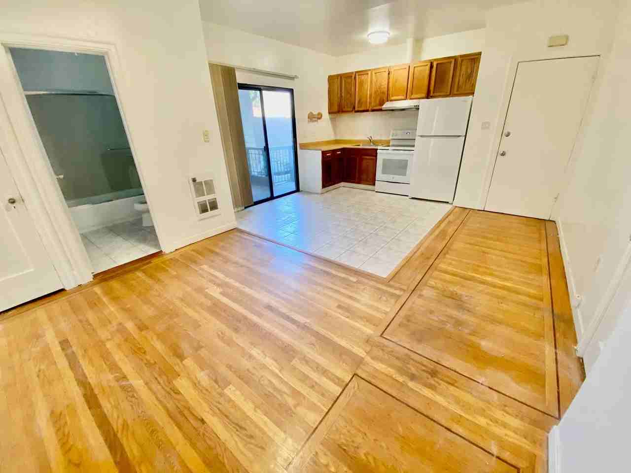 2518 San Bruno Ave - Photo 2 of 11