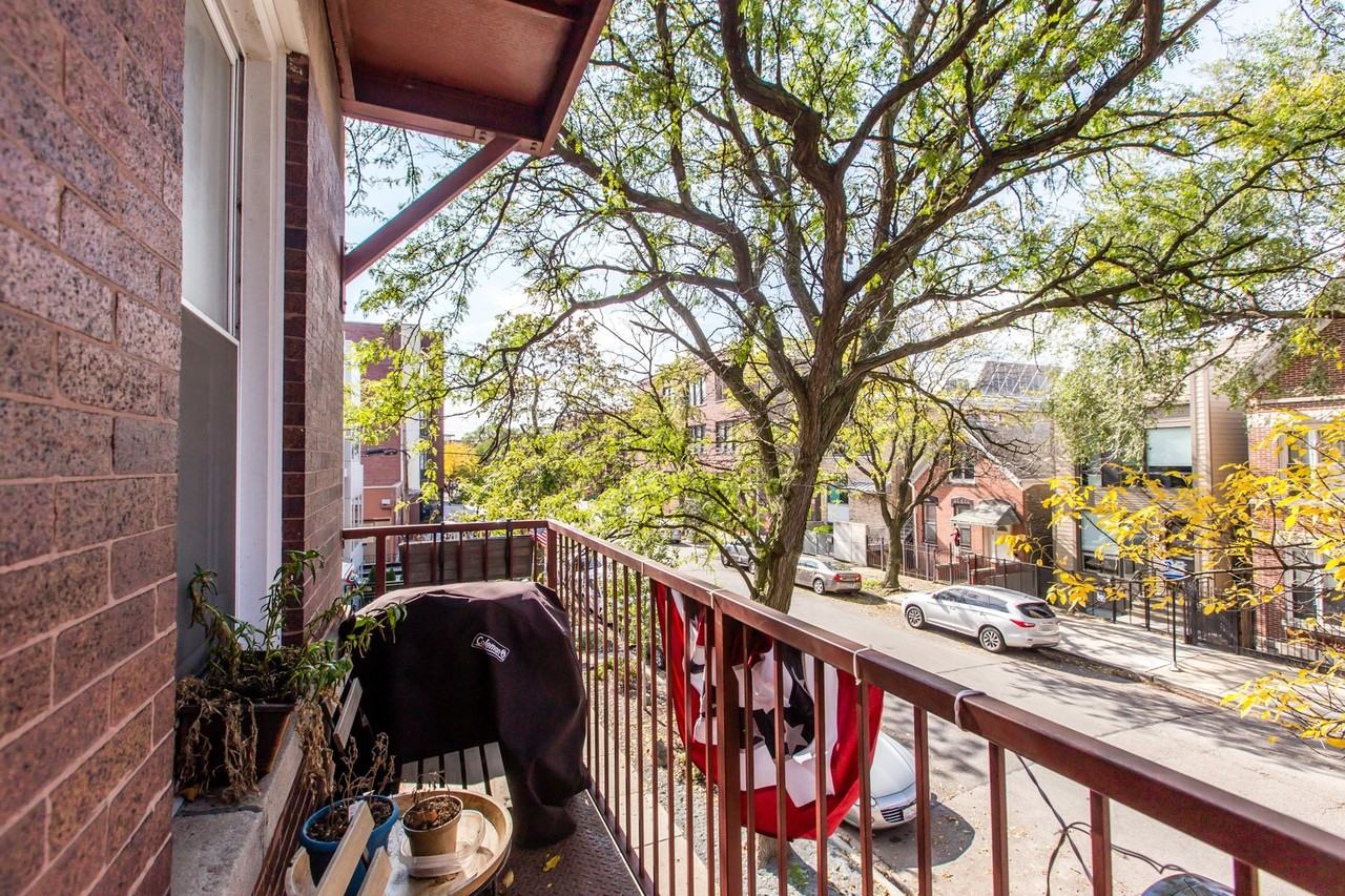 6: 1621 Honore - Photo 3 of 37