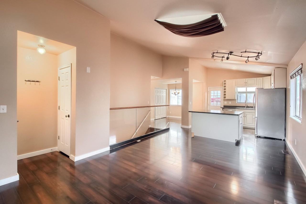 3884 W 63rd Pl - Photo 3 of 41