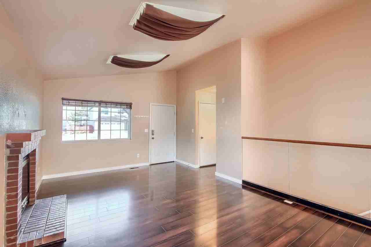 3884 W 63rd Pl - Photo 4 of 41