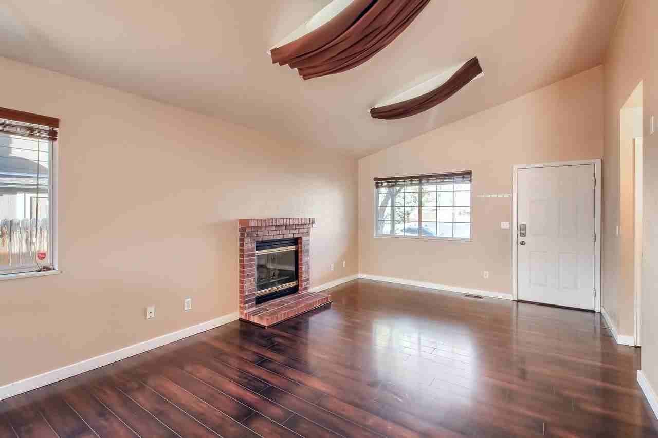 3884 W 63rd Pl - Photo 5 of 41