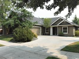 featured image of 1505 E Daylesford Dr