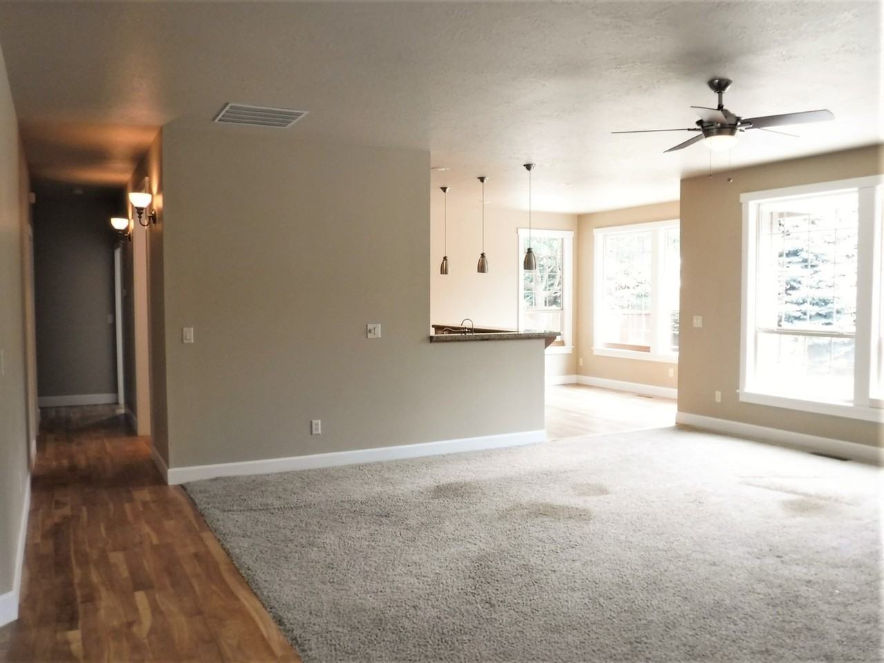 1505 E Daylesford Dr - Photo 4 of 26