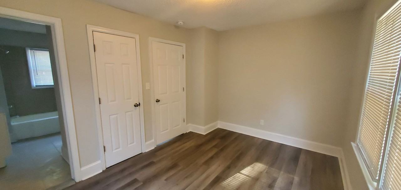222B Woodrow St - Photo 7 of 11