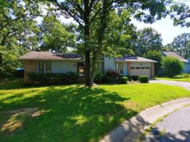featured image of 5 Hickory Ln