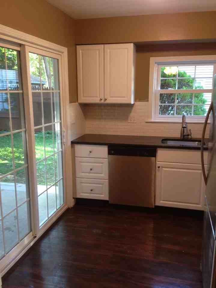 322 Lockridge Ln - Photo 2 of 25