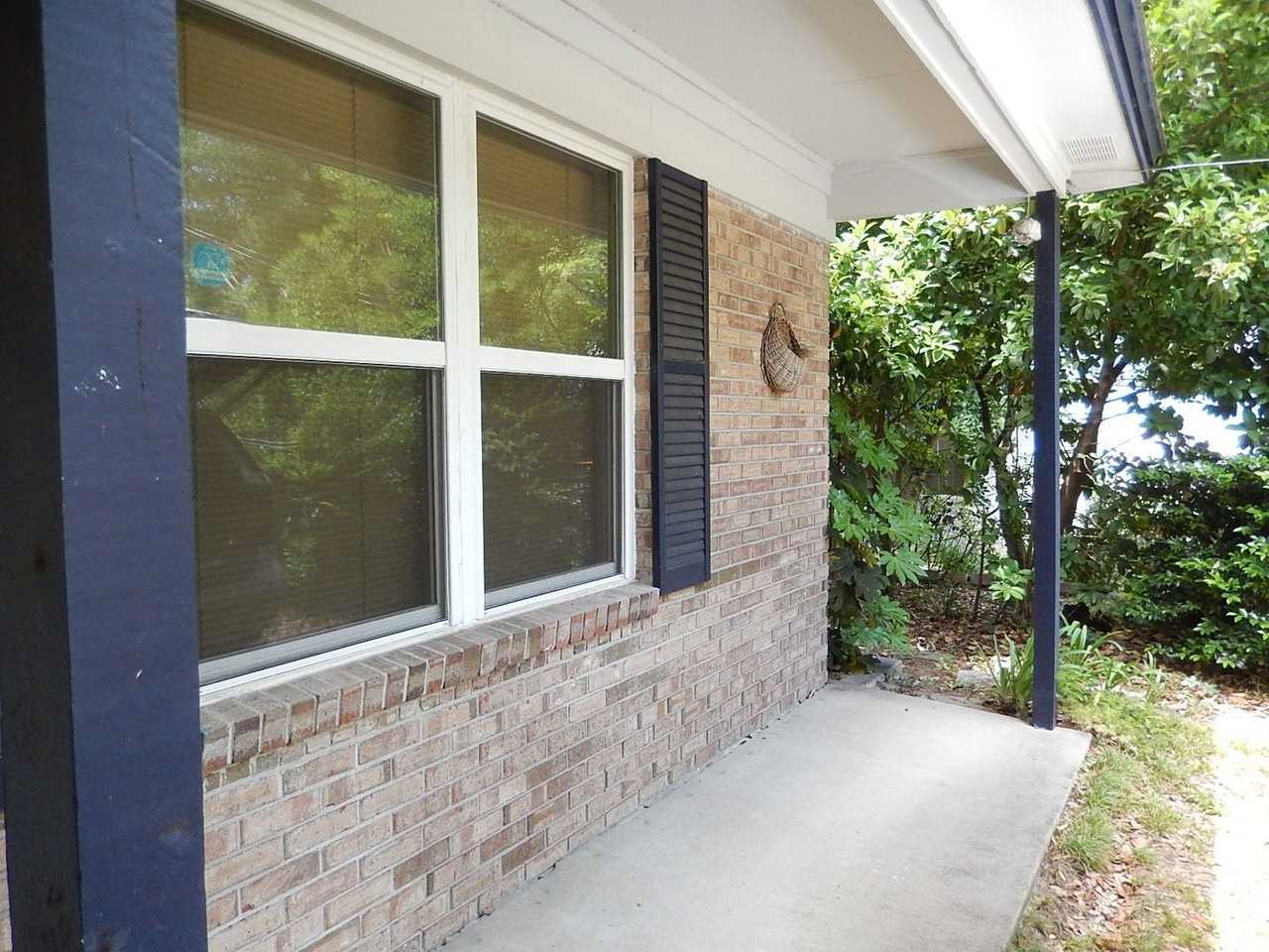 4032 Elder Ln - Photo 2 of 23