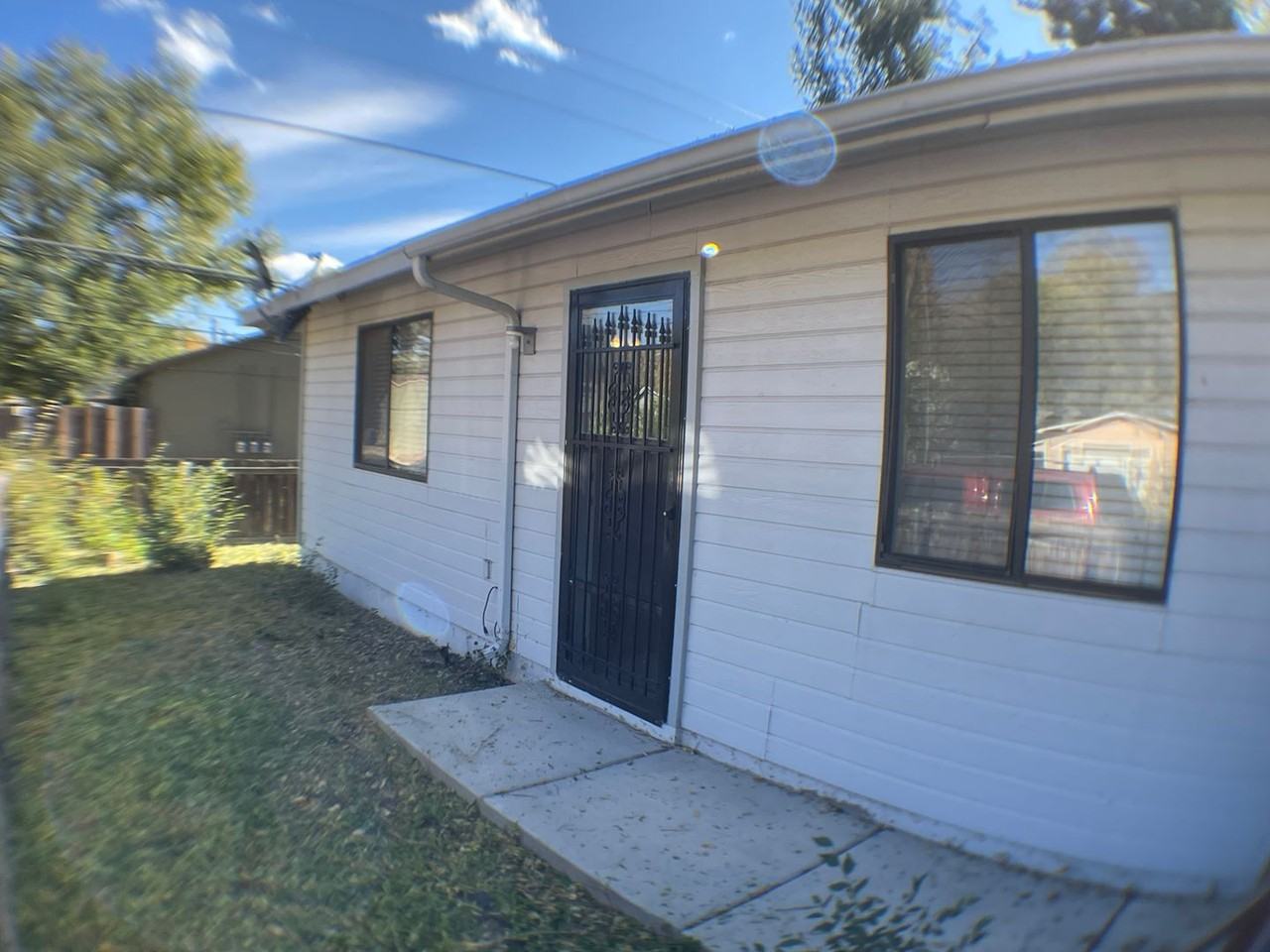 1728 N West St #B - Photo 2 of 25