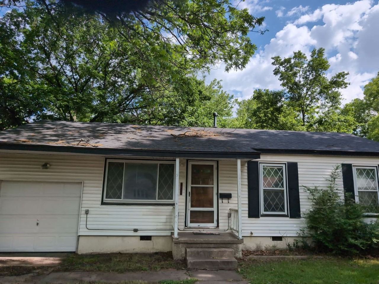 7827 E Jasper St - Photo 2 of 2