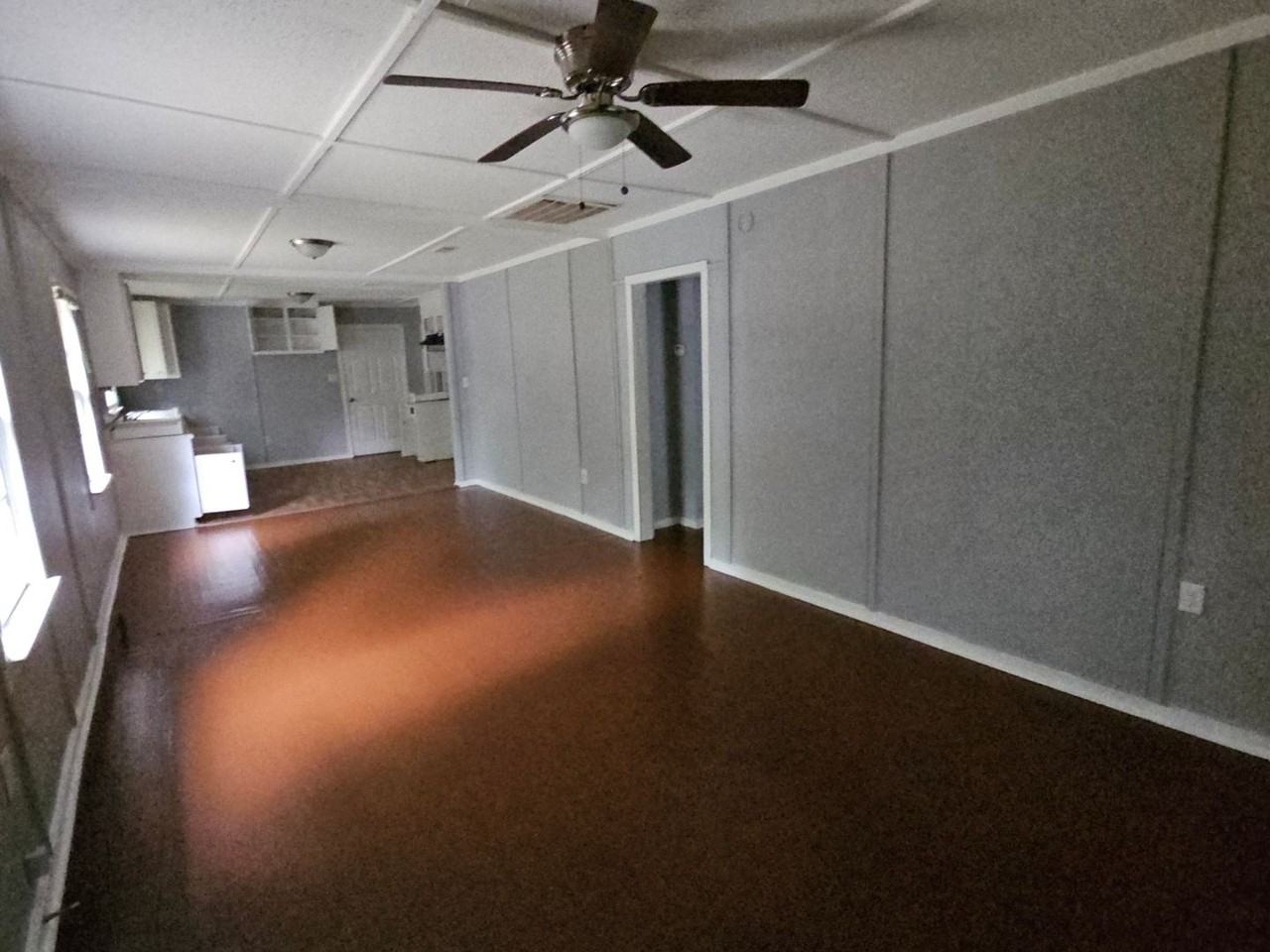 3720 W Napier Ave - Photo 2 of 7