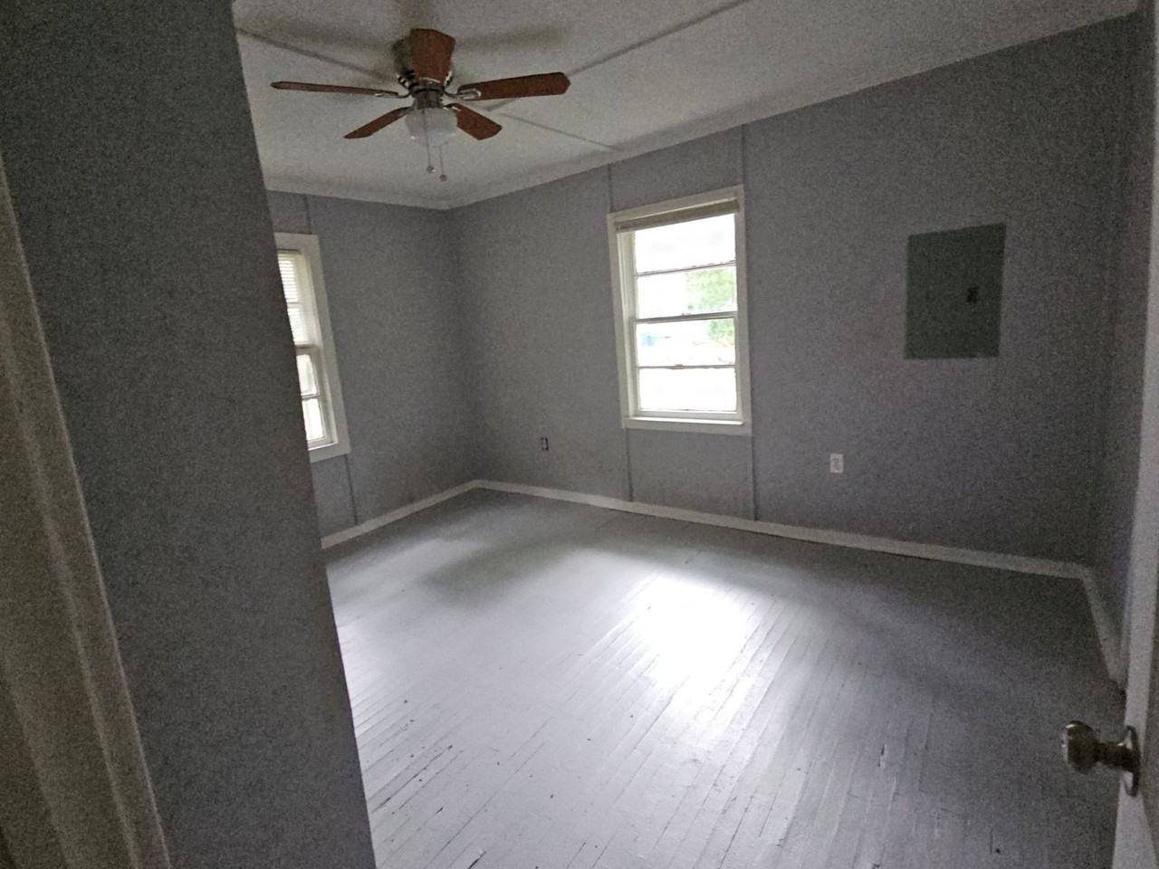 3720 W Napier Ave - Photo 3 of 7