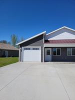 featured image of 5282 Christopher Dr