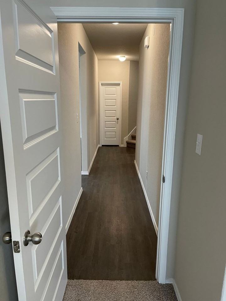 331 Saddle Leaf - Photo 2 of 50