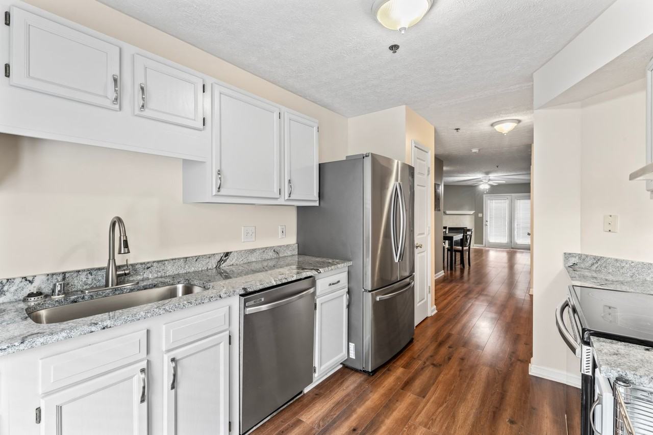 1144 Neon Way - Photo 2 of 15