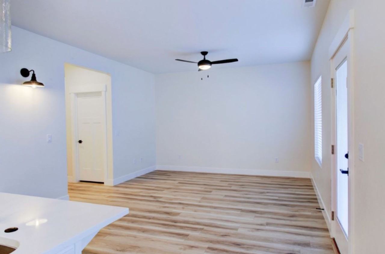 2875 W Cody Dr #7 - Photo 3 of 42