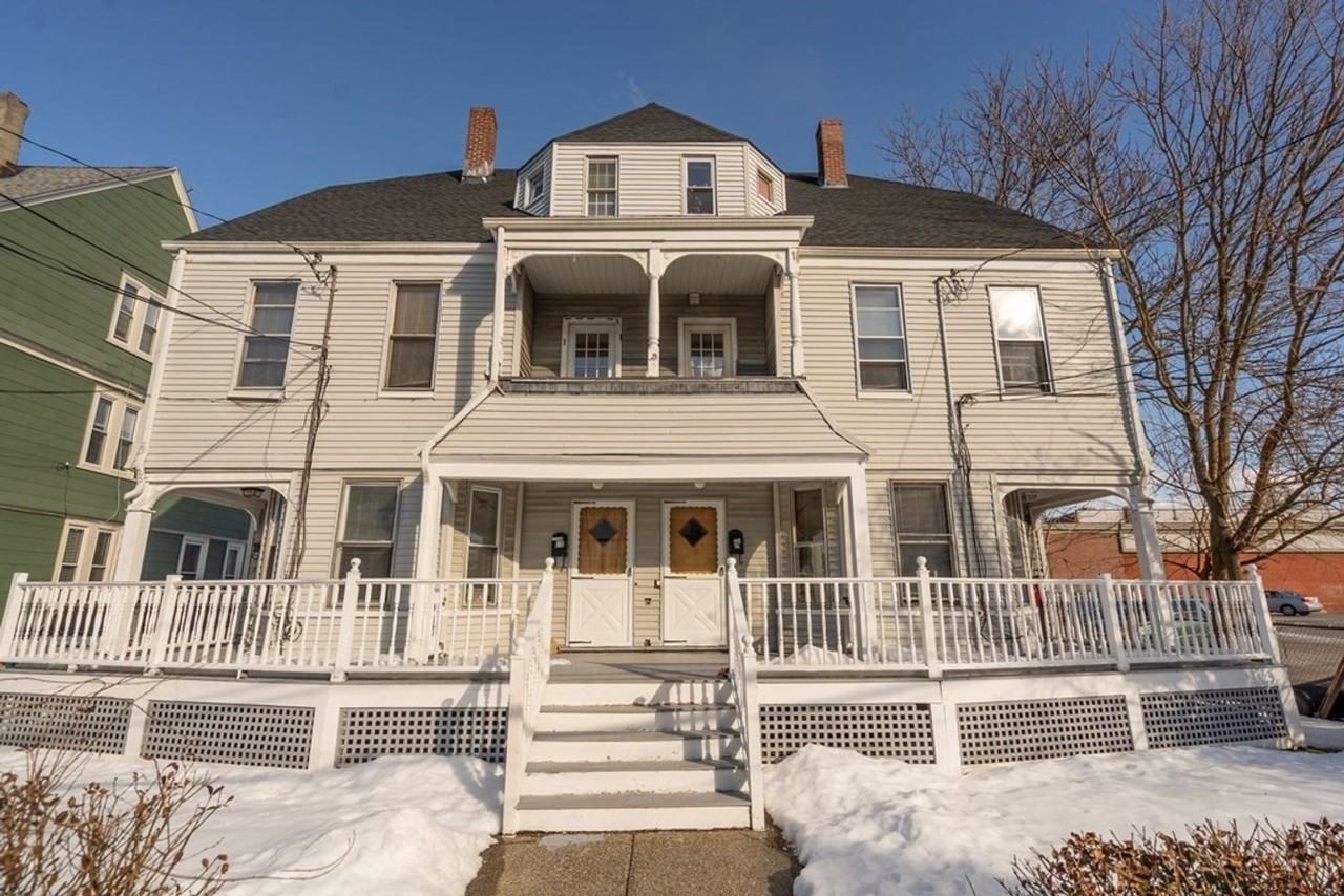 34 Foster St - Photo 4 of 11