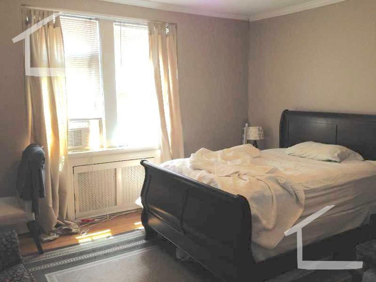 251 Kelton St - Photo 5 of 14