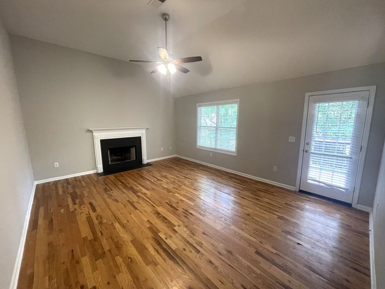 335 Spring Lake Ct - Photo 6 of 19