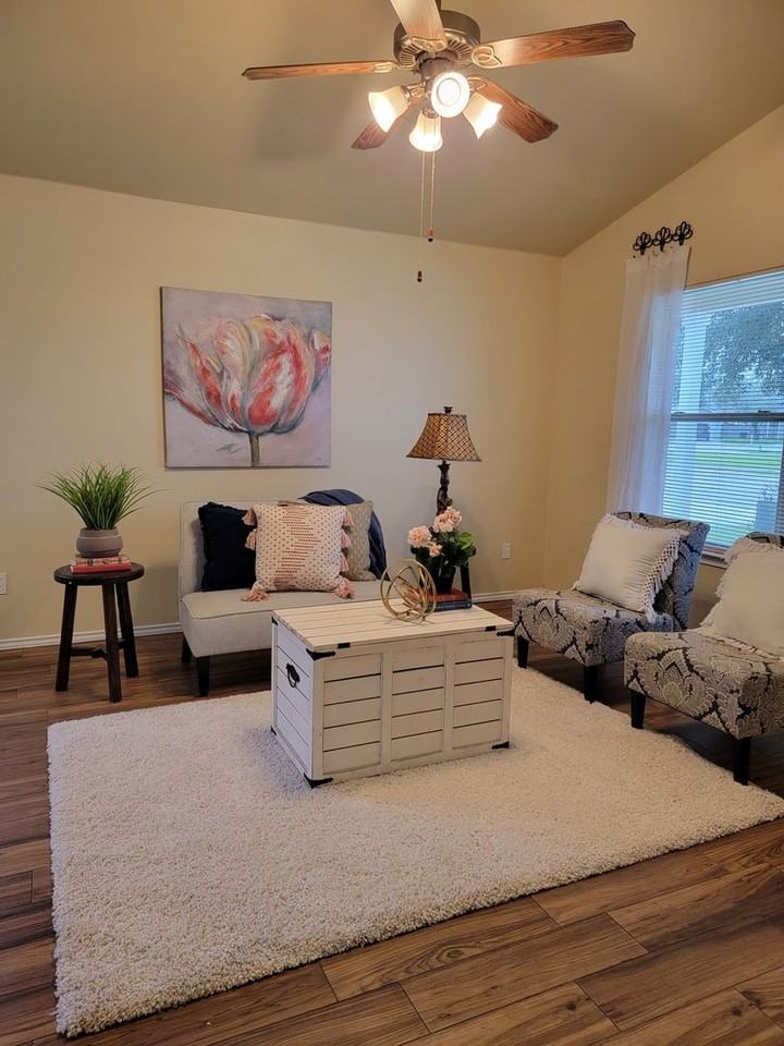 238 Bushtail Dr - Photo 4 of 16