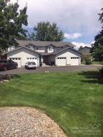 featured image of 990 Ne Savannah Dr
