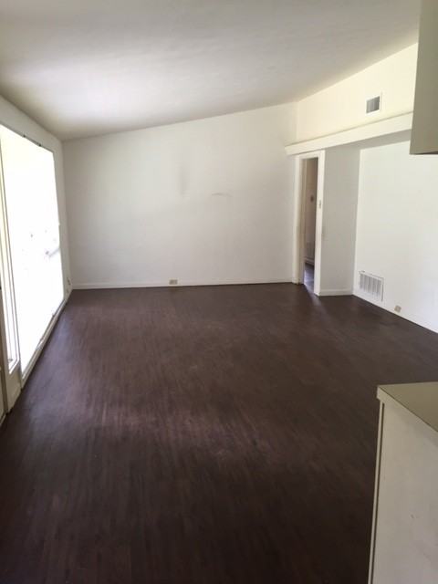 2217 Hermanson Dr - Photo 3 of 12