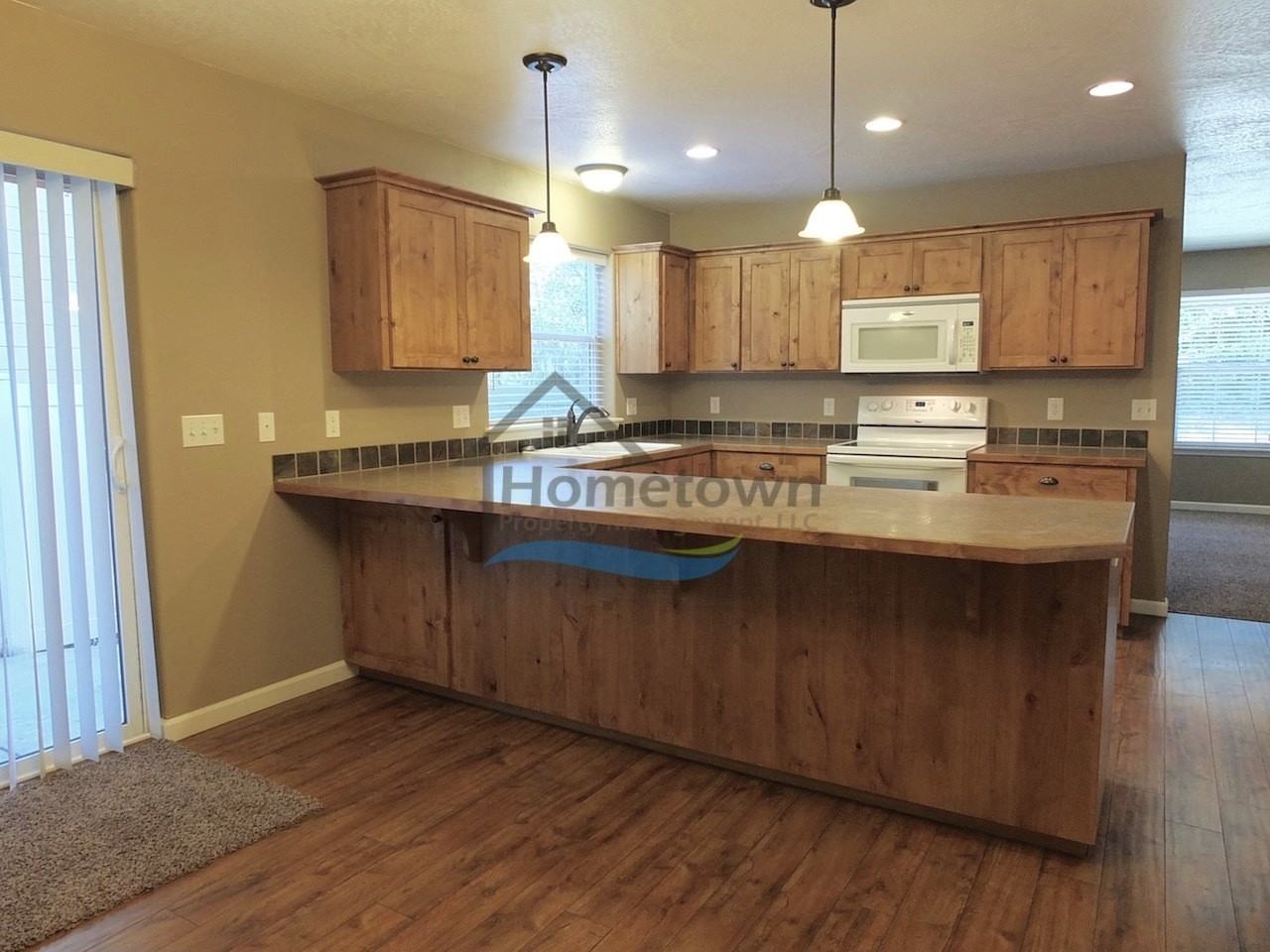 908 E Davis Ave - Photo 7 of 28