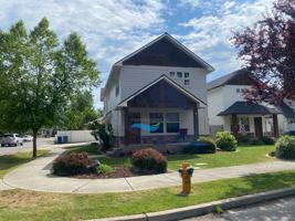 featured image of 908 E Davis Ave